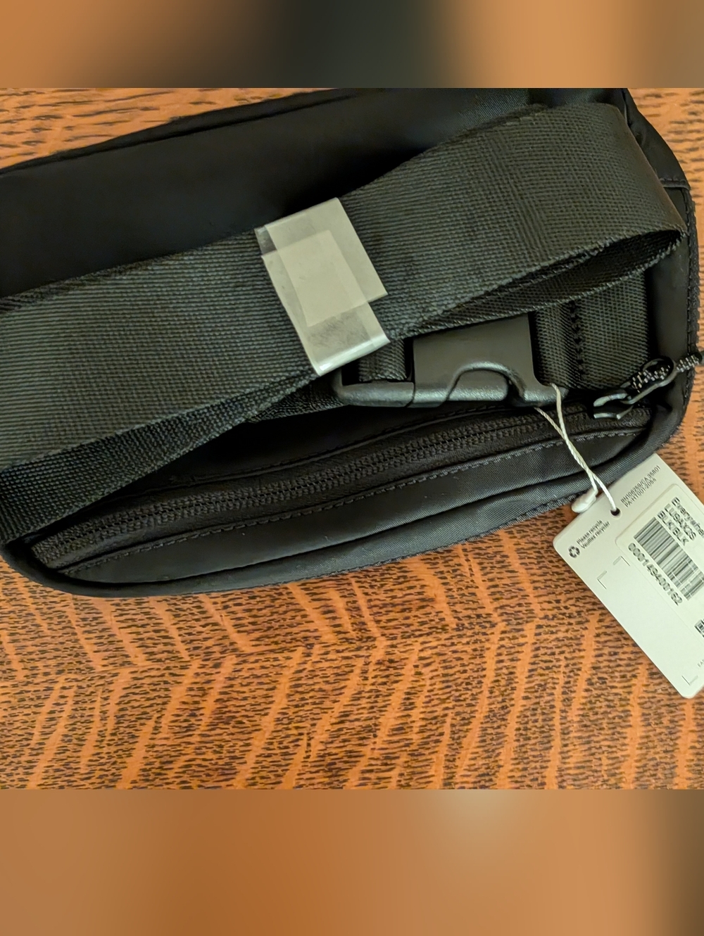 Lululemon Everywhere Belt Bag 1L - Picture 2 of 3
